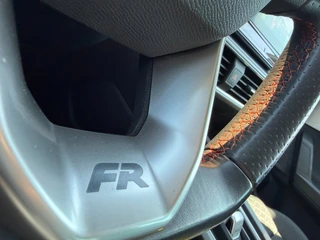 SEAT Leon Sportstourer 1.4 TSI eHybrid PHEV FR * Navigatiesysteem * Stoelverwarming * AUTOMAAT * Virtual Cockpit * / 17