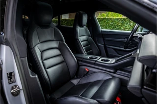 Porsche Taycan Sport Turismo 4S 93 kWh  Panorama 21" Sport Chrono 360 Camera Warmtepomp / 14