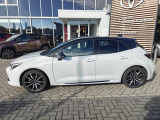 Toyota Corolla Hybrid 140 GR Sport SCHUIF/KANTELDAK PARKEERSENSOREN STOELVERW LM-VELGEN APPLE/ANDROID DRAADLOOS-LADEN CAMERA KEYLESS / 5