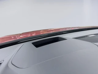 Volkswagen Golf 1.5 eHybrid GTE / 5JR Garantie / Pano / Trekhaak / Matrix / Keyless / 360 / HUD / Travel / 24