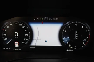Volvo XC60 2.0 T6 310pk AWD Heico Sport - Panoramadak - 22 inch - Head up - Half leder - Camera / 18