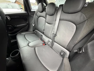 Mini Mini 1.5 Cooper Chili Serious Business / Works / Pano / H&K / Led / Sportleder / Cruise . / 36
