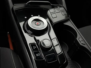 Kia Sportage 1.6 T-GDi Hybrid HEV DynamicLine Navigatie | All-Season | Carplay | Cruise Adaptief / 18