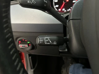 Seat Arona 1.0 TSI 110pk Style Business Intense Camera Navigatie Climate Control Adaptive Cruise / 26
