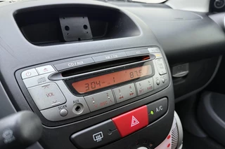 Peugeot 107 1.0-12V XS / 19