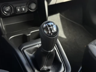 Suzuki Swift 1.2 Select Smart Hybrid / 18