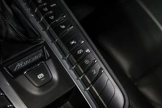 Porsche Macan 2.9 Turbo|Krijtgrijs|Pano|Leder|Chrono|Luchtv. / 59