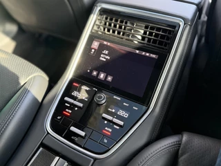 Porsche Panamera 4.0 Turbo | Sport Chrono | Stoelventilatie/Massage | 360 Camera | Sportuitlaat | / 6