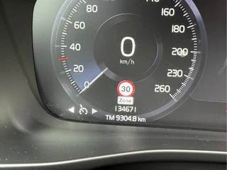Volvo XC40 1.5 T4 Recharge Inscription  Panoramadak, Leer, 18''Lmv / 10