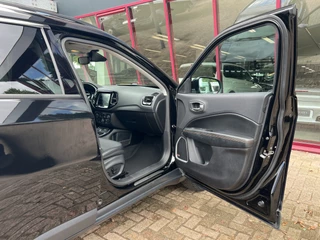 Jeep Compass 1.4 MultiAir Opening Edition Plus  | ACC | Parkeer | Beats | Trekhaak | Carplay | Navi | Stoel/Stuurverw. | / 32
