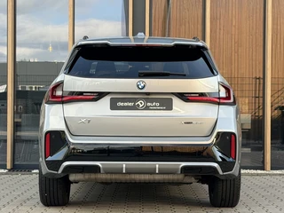 BMW X1 xDrive25e M-sport Camera | Panorama-dak | Keyless | / 9