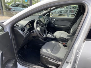 RENAULT Captur TCe 1.3 Mild Hybrid 140pk Techno / 16
