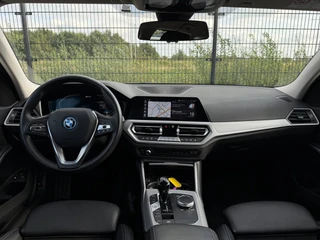 BMW 3-serie Touring 320e Business Edition Plus | Camera | Laser | Stoelverwarming | Carplay | / 4