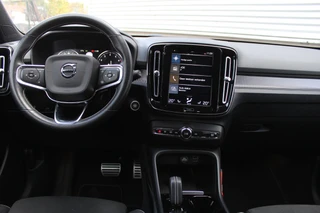 Volvo XC40 2.0 B4 R-Design  | Harman Kardon | Trekhaak | Memory | Adaptieve Cruise | Elektr. Achterklep / 6