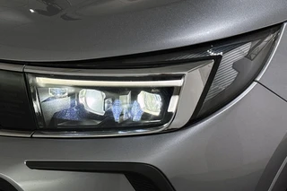 Opel Grandland 1.6 Turbo Plug-In Hybrid 4x4 Ultimate 300 PK Afneembare Trekhaak Stoel-Stuurverwarming / 20