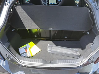 Toyota Aygo X Hybrid 115 GR Sport CABRIODAK NIEUW IN DE SHOWROOM DIRECT LEVERBAAR 18'' LM-VELGEN PDC STOELVERWARMING AD-CRUISE / 21