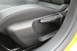 Peugeot 208 1.2 PureTech 131PK GT-Line  | Panoramadak | 3D Cockpit | BLIS | Navigatie / 35