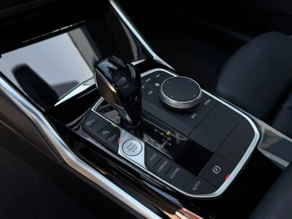 BMW 4-serie Coupé 420i High Executive / Pano / 18