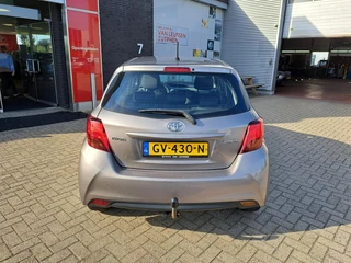 Toyota Yaris 1.3 VVT-i Aspiration / 7