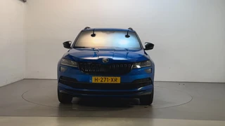 Skoda Karoq 1.5 TSI 150pk ACT Sportline Business Camera Trekhaak Sfeerverlichting Stoelverwarming Adaptive Cruise LED / 16
