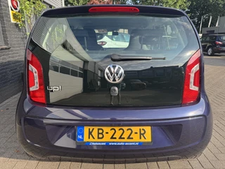 Volkswagen up! 1.0 take up! BlueMotion / 16