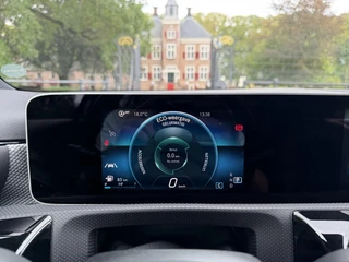 Mercedes-Benz A-Class 200 Business Solution / 13