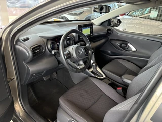 Toyota Yaris 1 .5 Hybrid Dynamic 5-drs. CAMERA/KEYLESS/NAVI/CARPLAY/16INCH / 27