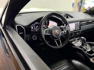 Porsche Cayenne 3.0 E-Hybrid Full Option | Vierwielbesturing | PANO | PDLS+ | BOSE | PASM | ComfortPakket | Soft Close |Trekhaak / 2