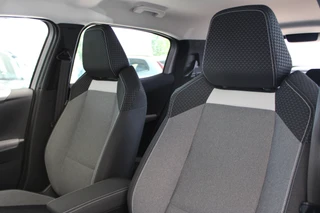 Opel Frontera 1.2 Turbo Hybrid Ultimate 5P  | Keyless | Camera | Navigatie | BLIS | Winterpack / 32