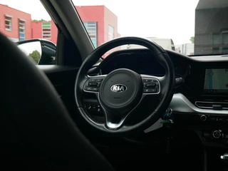Kia Niro 1.6 GDi PHEV DynamicPlusLine Camera| ACC| Leder| NAVI+BT / 7