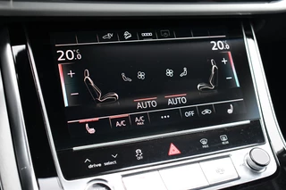 Audi Q7 55 TFSI e quattro S-Line  Rijklaar! Pano 22inch Contourzetels Luchtv / 42