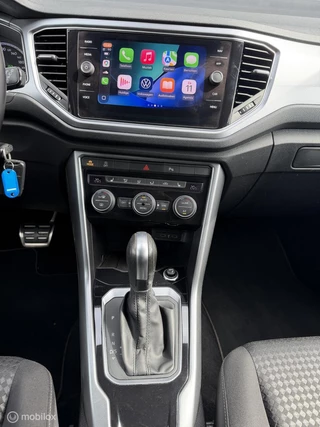 Volkswagen T-Roc 1.5 TSI DSG Active CLIMA*CARPLAY*PDC*STOELVERW / 39