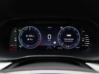 Skoda Octavia Combi 1.4 TSi 204 PK iV PHEV Business Plus | Stoelverwarming | Panoramadak | Camera | Adaptive Cruise | Head UP | 18 Inch | 95.33 Km !! / 25