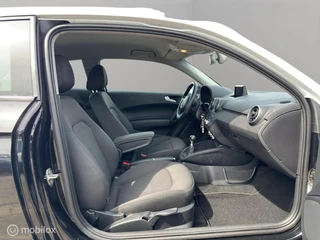Audi A1  1.0 TFSI Design Pro Line / 18