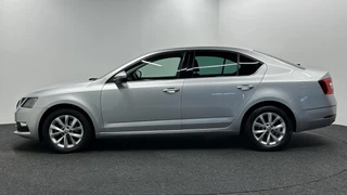 Škoda Octavia 1.0 TSI Greentech Style Business NAVI CARPLAY CRUISE LM ECC. / 9