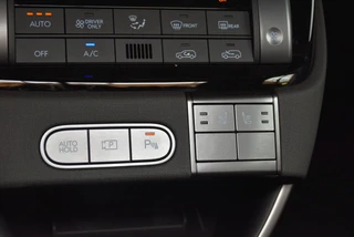 Hyundai Inster 49 kWh Evolve Sky + Winter en Tech pack / 28