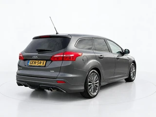Ford Focus Wagon 1.5 Titanium NAVI - STOELVERWARMING / 4