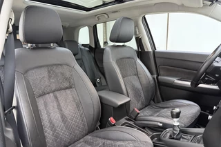 Suzuki Vitara 1.4 Boosterjet Style Smart Hybrid 129pk | Panoramadak | Trekhaak | Climate Control | Cruise Control Adaptief | Camera | Stoelverwarming | Navigatie | Parkeersensoren / 14