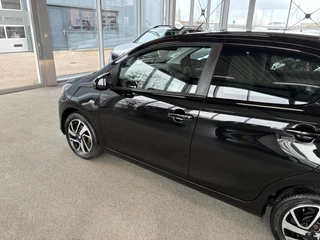 Peugeot 108 1.0 e-VTi Allure 5-drs. KEYLESS/CAMERA/CLIMA/CARPLAY/LIMITER / 12