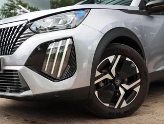 Peugeot 2008 1.2 PureTech 100 Allure | Trekhaak | Camera / 18