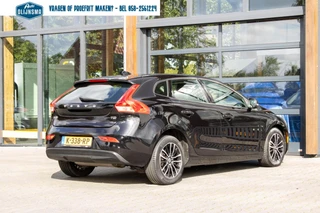 Volvo V40 2.0 T2 Inscription Parkeersensor achter|Bleutooth|Airco / 5