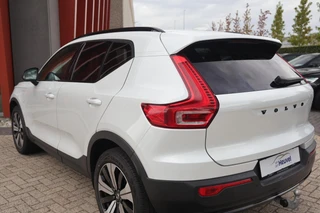 Volvo XC40 T5 Recharge Plus Dark | Stoelverwarming | Trekhaak | Parkeercamera | Leder | H/K | Pilot Assist | BLIS | Keyless / 6