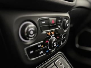 Jeep Compass 1.3T Night Eagle Liberty Edition | Apple/Android | Dealer-Onderhouden | Trekhaak / 26