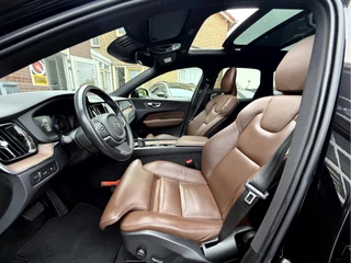 Volvo XC60 2.0 T6 AWD Business Pro  Panoramadak, Trekhaaak, NL. Auto / 5