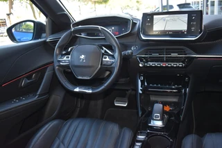 Peugeot 208 1.2GT-LINE nieuwe riem PANODAK LEDER / 24
