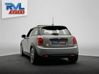 MINI Electric MINI Electric Collection 33 kWh | SOH 96% | Dealer Onderhouden | Panoramadak | Camera | Carplay | Stoelverwarming | / 4