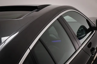 BMW X4 xDrive20i Business Edition Plus | PANORAMADAK | HEAD UP | HOUTAFWERKING | STUURVERWARMING | 19" / 12