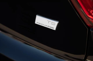 Volvo XC40 1.5 T5 Plug-in hybrid Core Bright Facelift|Keyless|Zit verlenging|MY2023 / 17