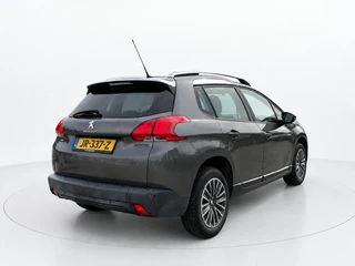 Peugeot 2008 1.2 PureTech Blue Lion / 4