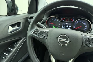 Opel Crossland 1.2 Turbo Ultimate 110 PK | Navigatie | Alcantara bekleding | Climate control | Camera | DAB Radio | Extra getint glas | Keyless / 21